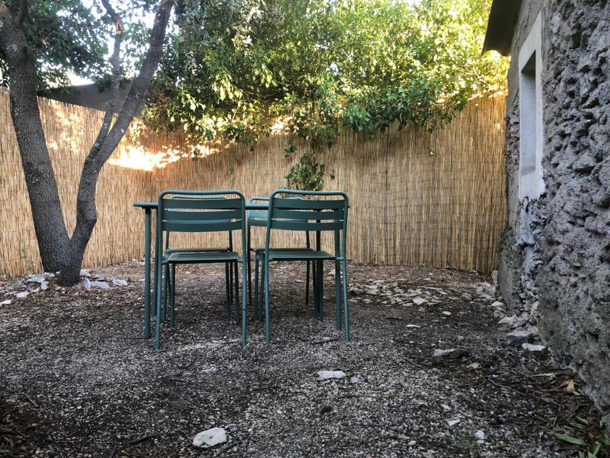 Maisonnette Independante Avec Jardin/Patio Nimes Ngoại thất bức ảnh